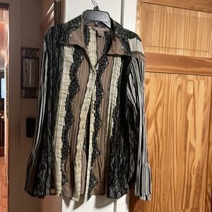 Women’s large shirt